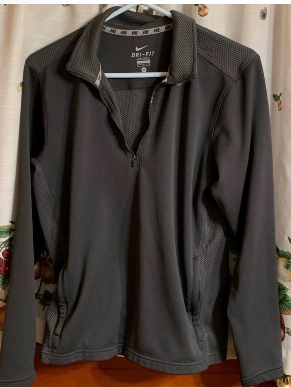 Nike Dri-FIT Athletic Pullover in Charcoal Gray